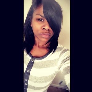 Meet your Posher, Courtney